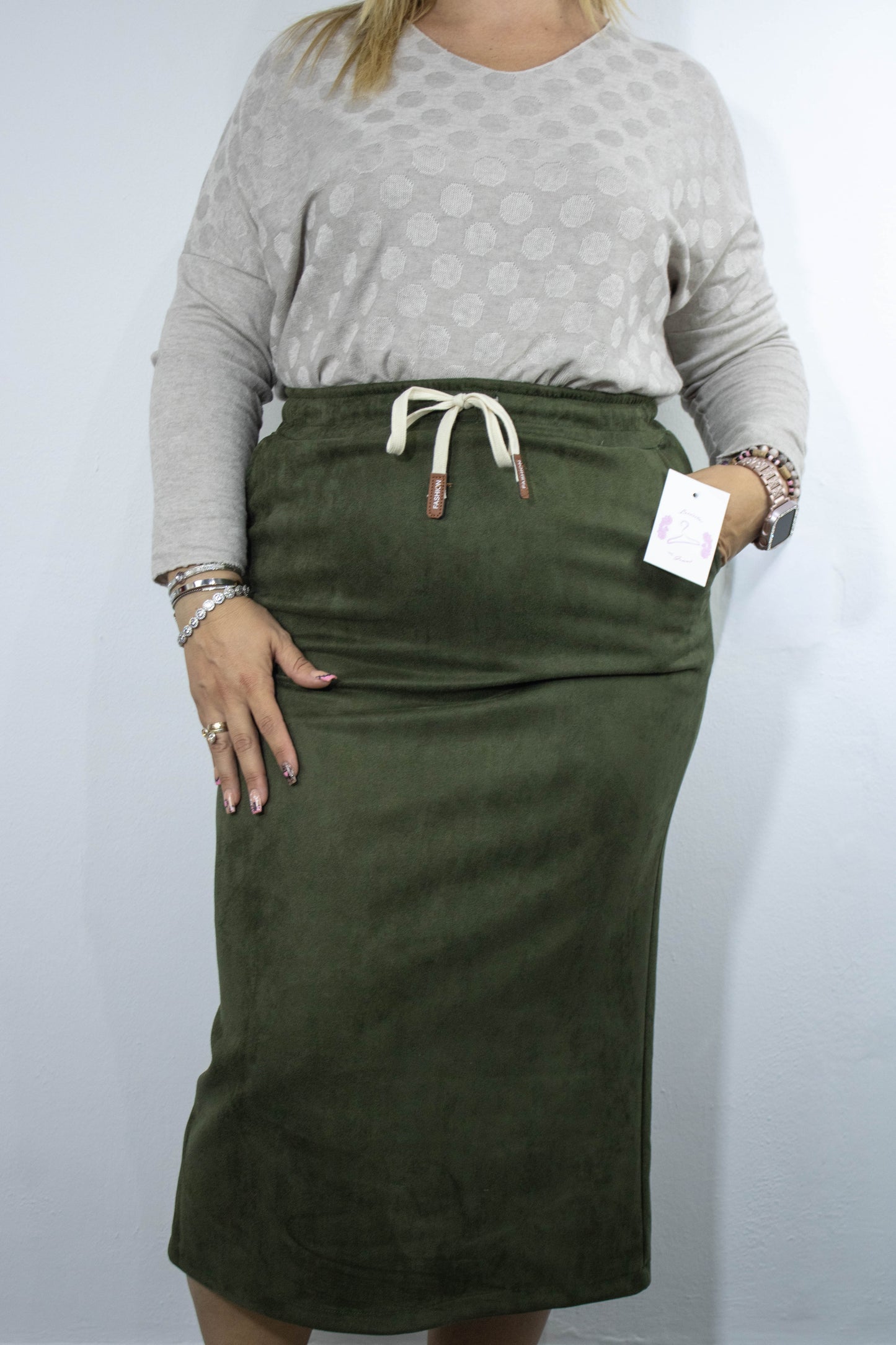 Falda Cayetana