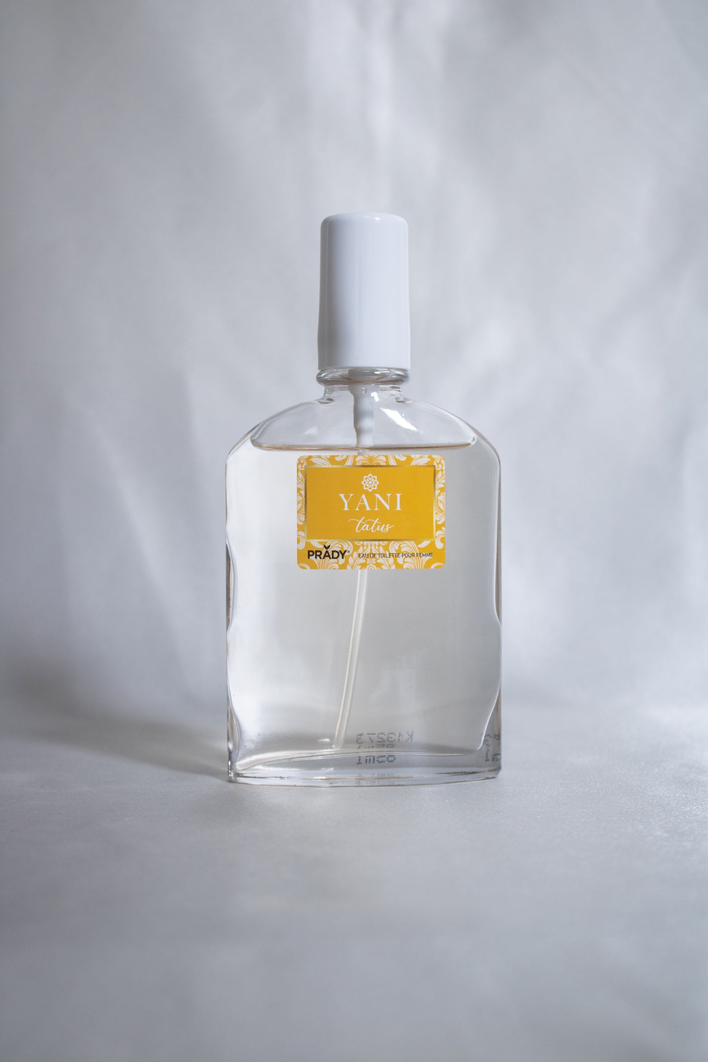 Perfume Yani Tatus
